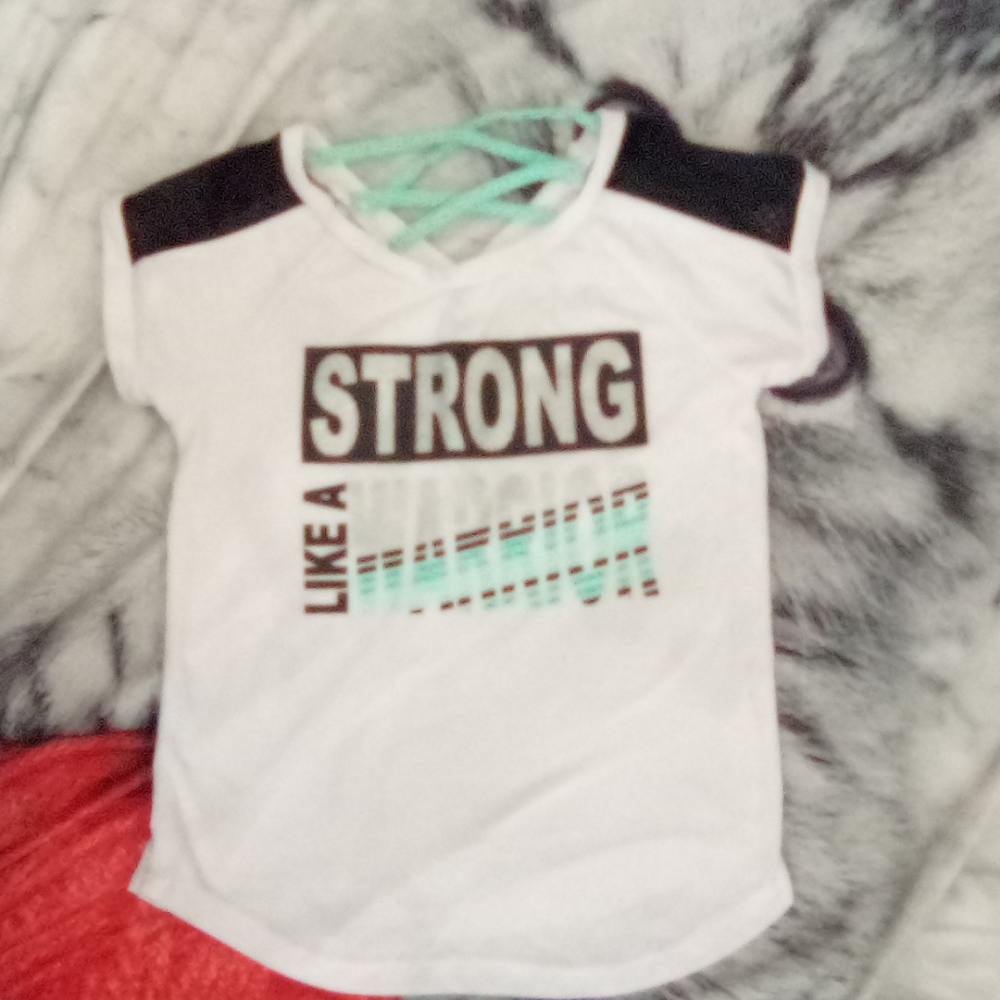 2 peice outfit for girls. Only slightly used